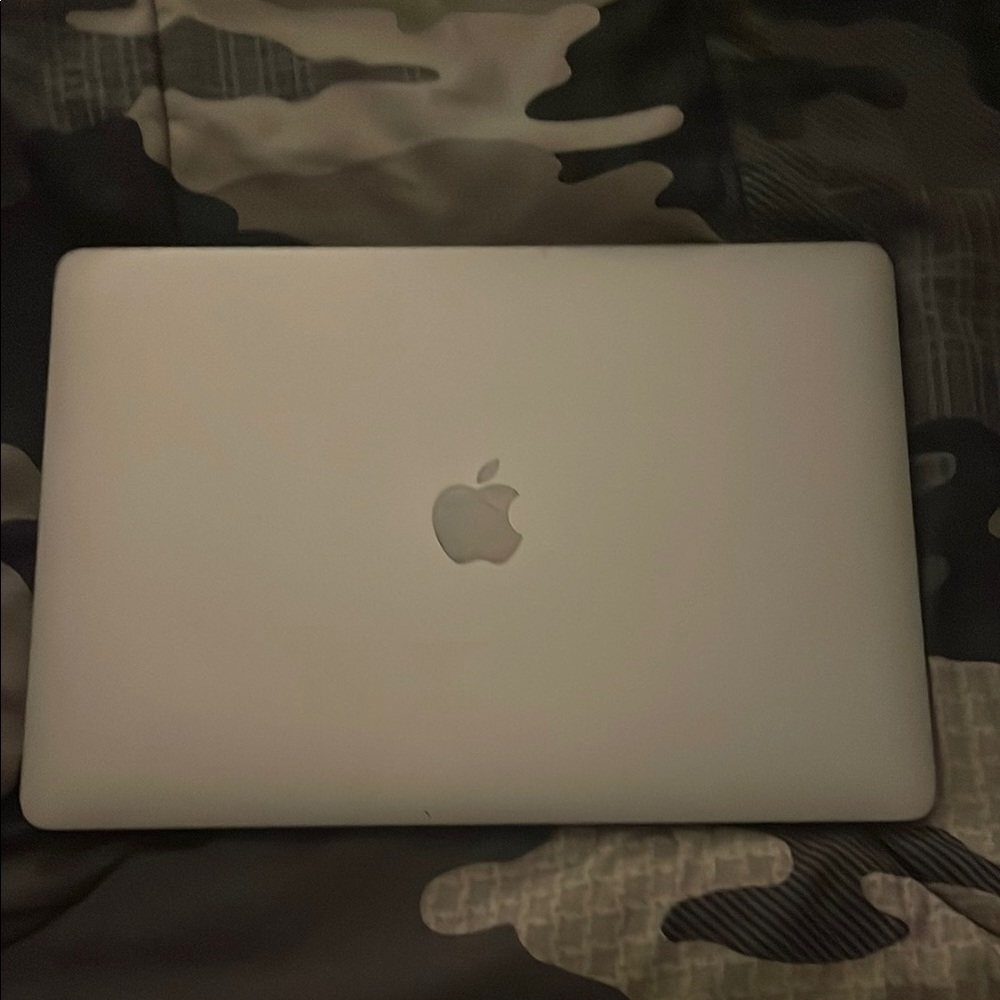 Apple Silver Laptop